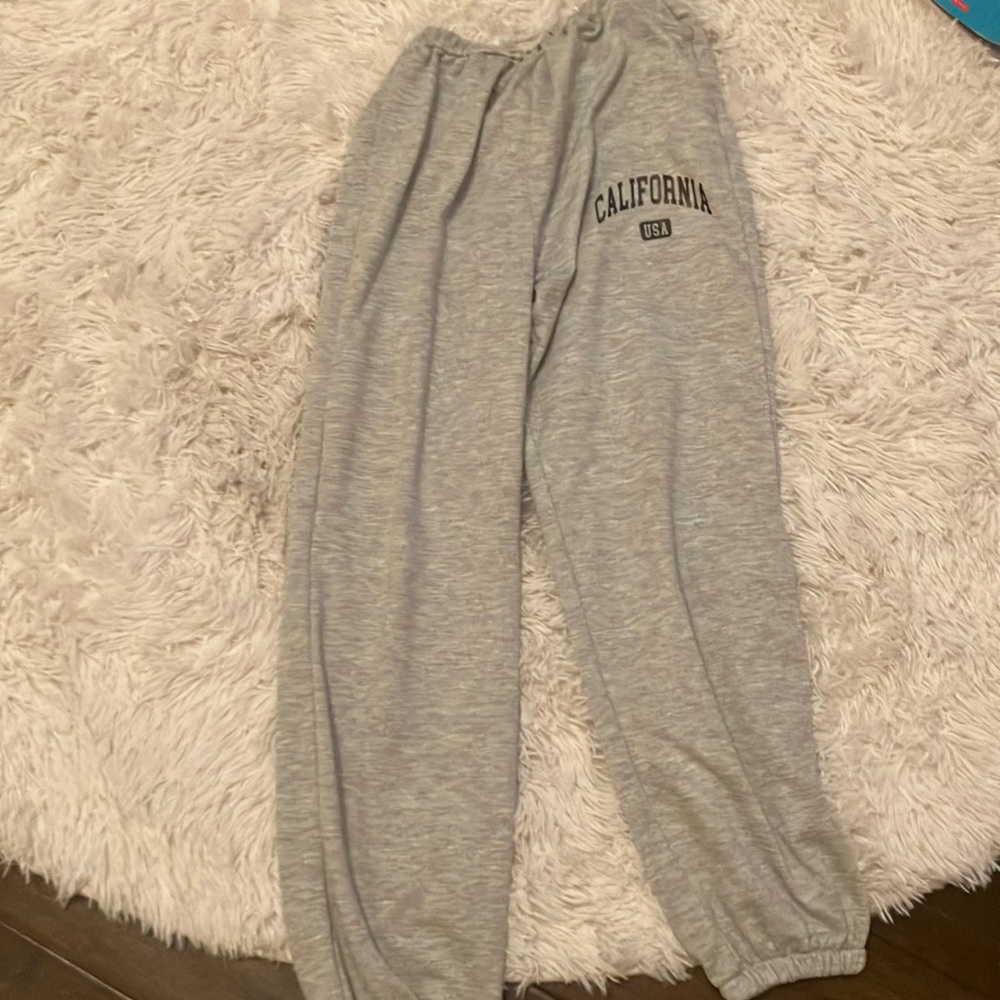 Grey California sweatpants